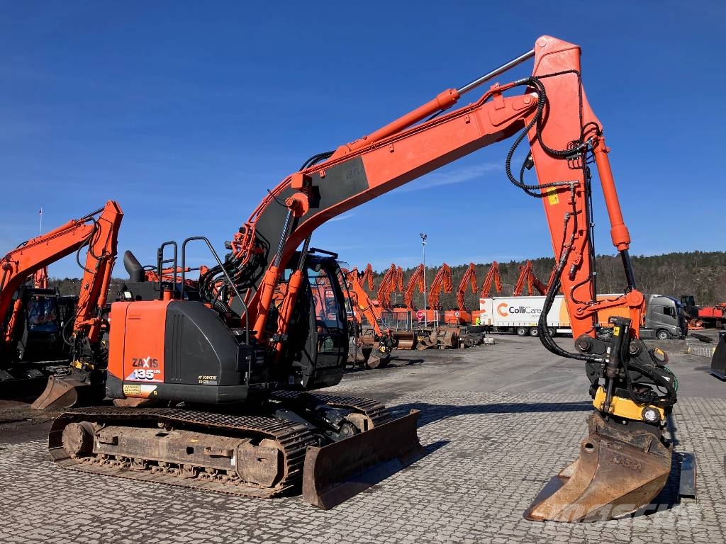 Hitachi ZX 135 US-5 Roomikekskavaatorid