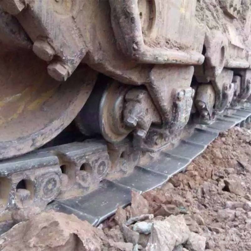 CAT D 11 N Spycharki gąsienicowe