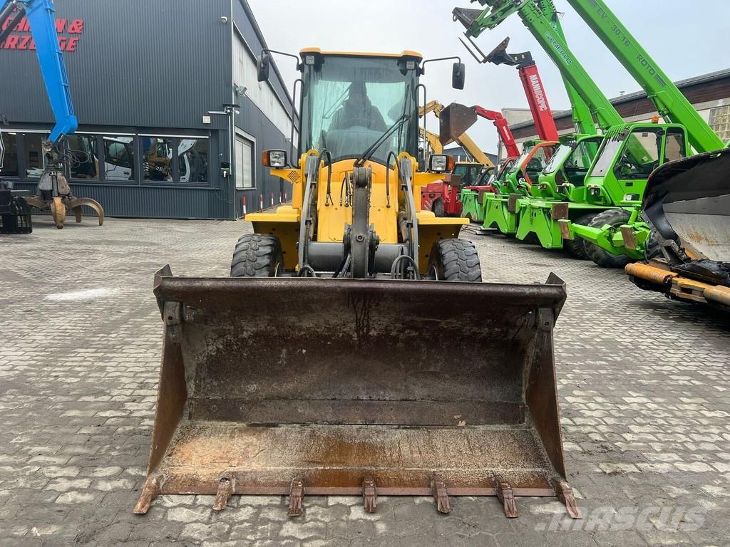 Volvo L 30 G لوادر بعجل