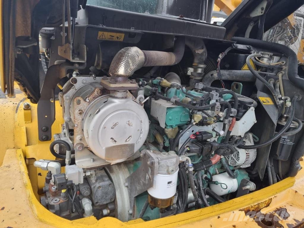 Volvo L 30 G لوادر بعجل
