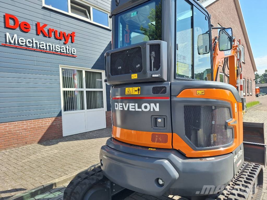 Develon DX 35 Z-7 Miniexcavadoras