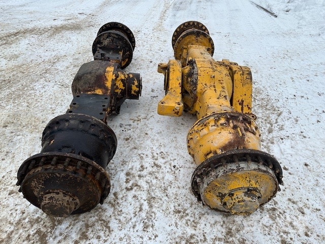 Volvo L 180 C REAR AXLES USED Axles