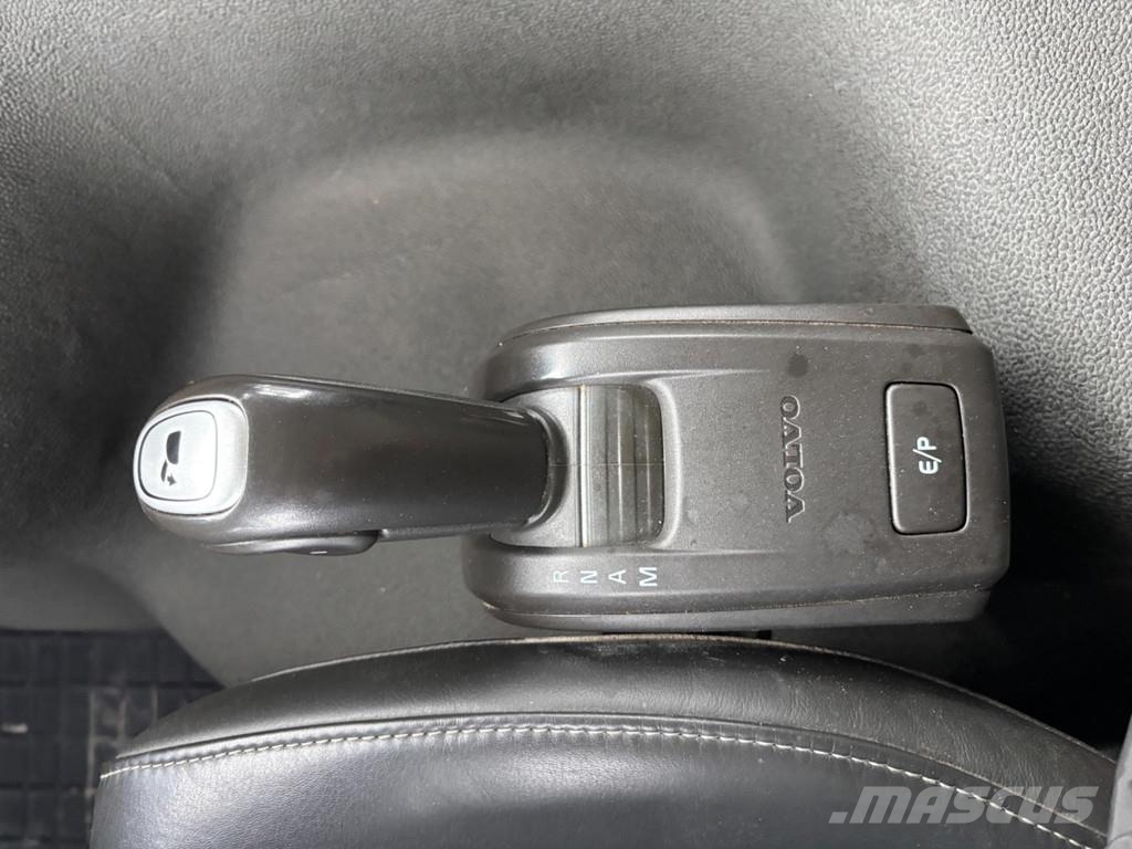 Volvo FM380 4x2 EURO6 + CARRIER SUPRA 850 Camiones con temperatura controlada