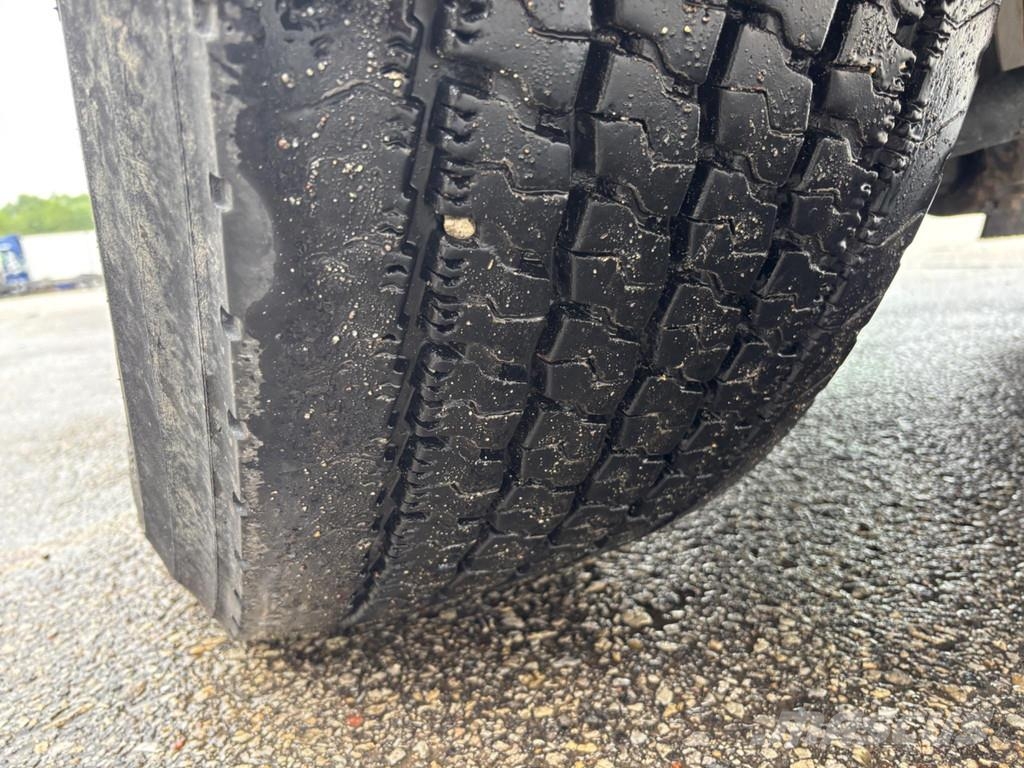 Volvo FM380 4x2 EURO6 + CARRIER SUPRA 850 Camiones con temperatura controlada