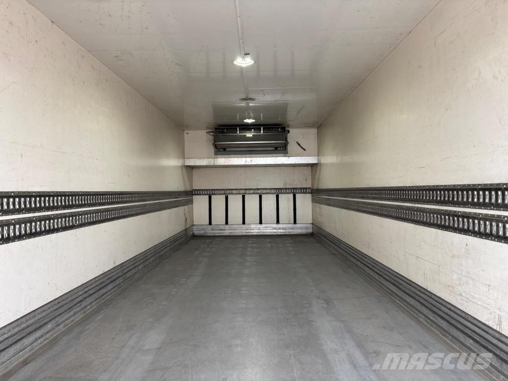 Volvo FM380 4x2 EURO6 + CARRIER SUPRA 850 Camiones con temperatura controlada