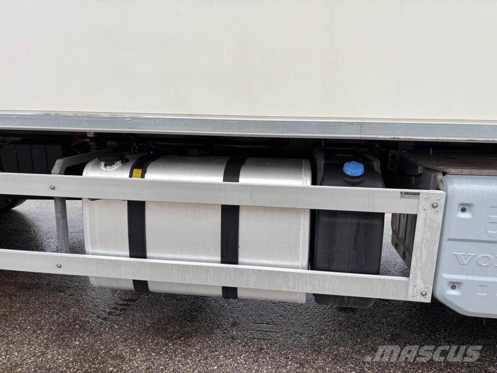 Volvo FM380 4x2 EURO6 + CARRIER SUPRA 850 Camiones con temperatura controlada