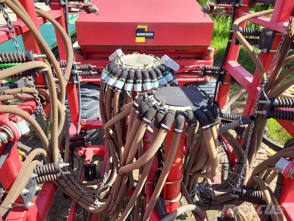 Horsch CO 6 مثاقيب مدمجة