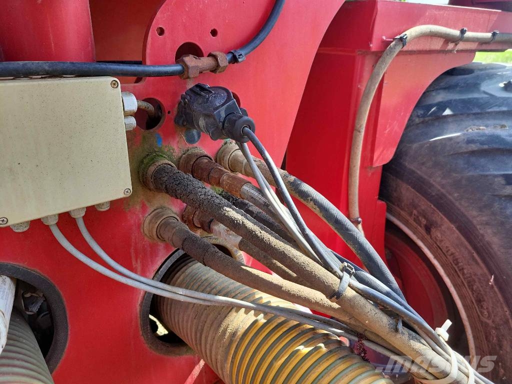 Horsch CO 6 مثاقيب مدمجة