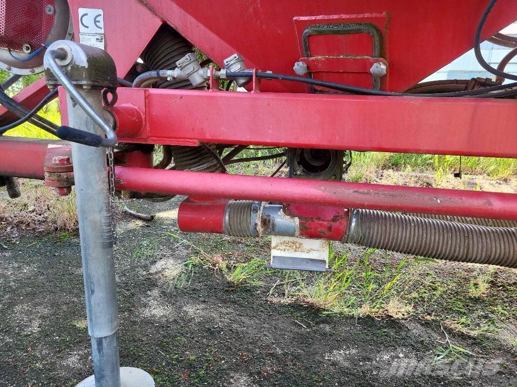 Horsch CO 6 مثاقيب مدمجة