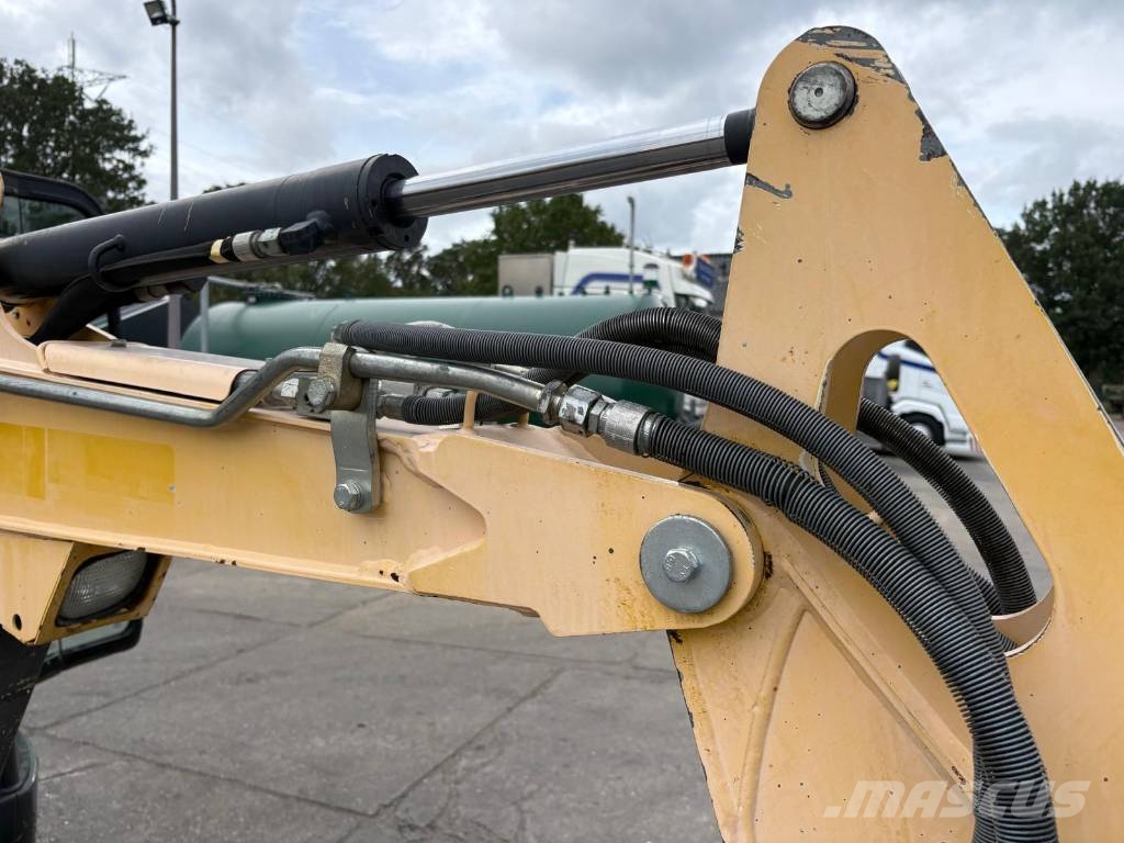 Yanmar Vio 20-4 with tilt bucket Mini bageri <7t
