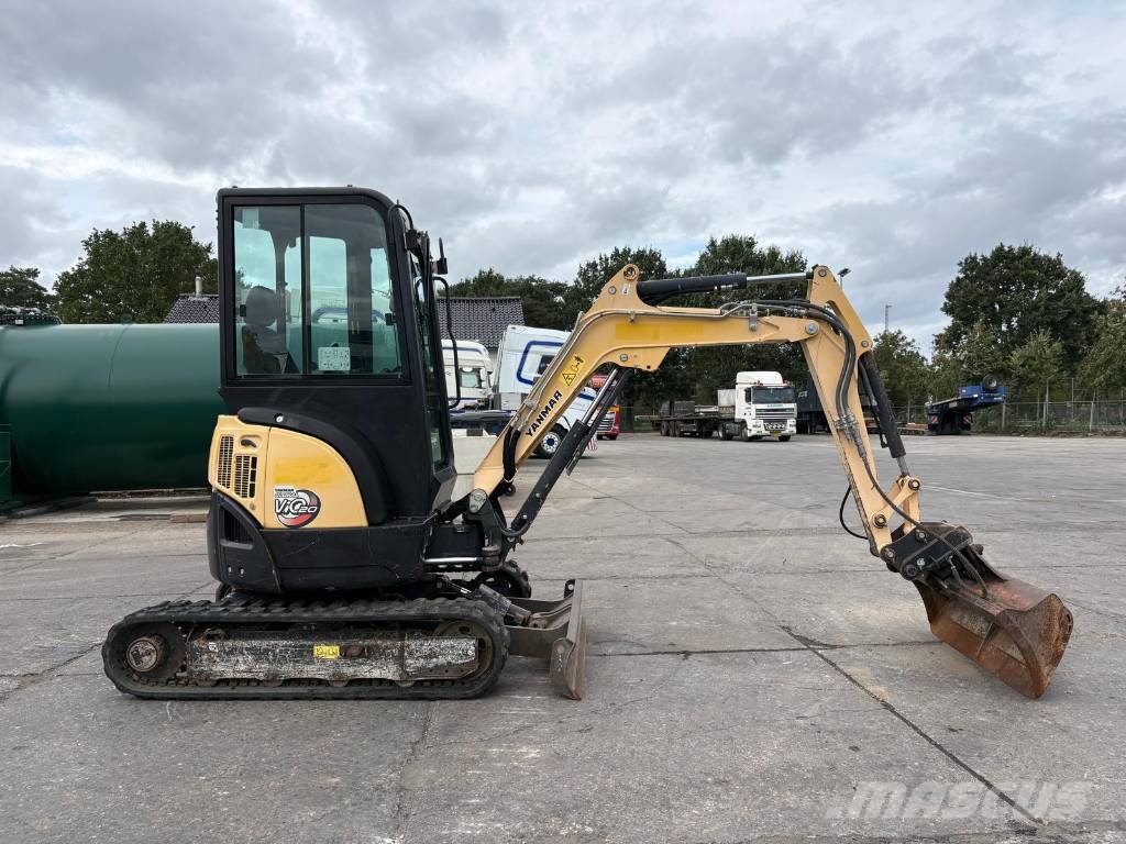 Yanmar Vio 20-4 with tilt bucket Mini bageri <7t