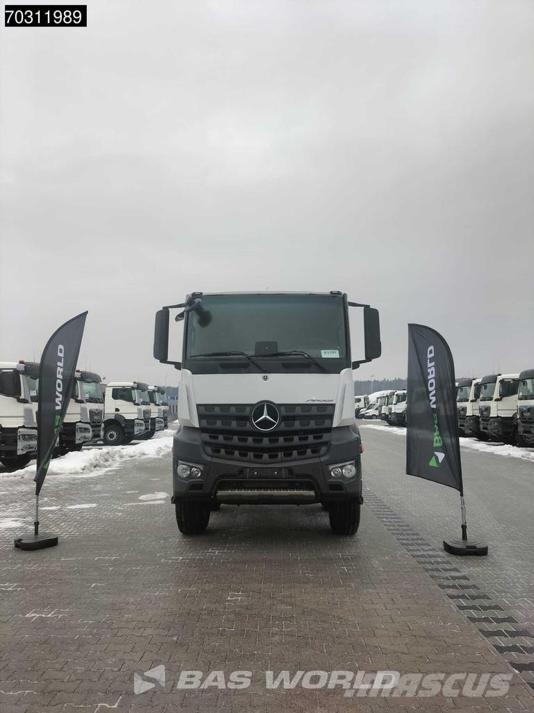 Mercedes-Benz Arocs 4451 Arocs 8X4 NEW chassis! Steel suspension Шасі з кабіною