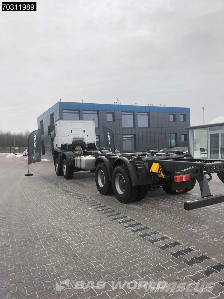 Mercedes-Benz Arocs 4451 Arocs 8X4 NEW chassis! Steel suspension Шасі з кабіною