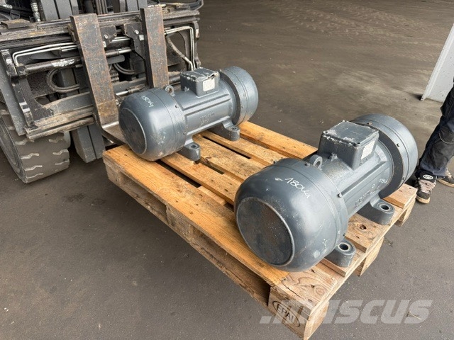 AEG WIBRATONENGINE 2.3KW الحاويات والقواديس