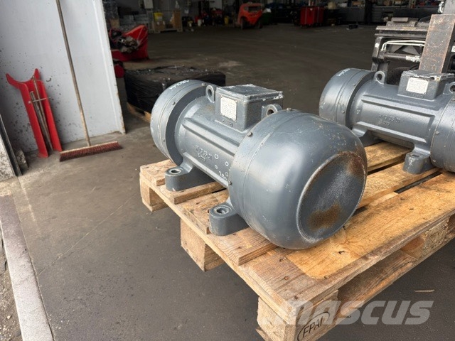 AEG WIBRATONENGINE 2.3KW الحاويات والقواديس