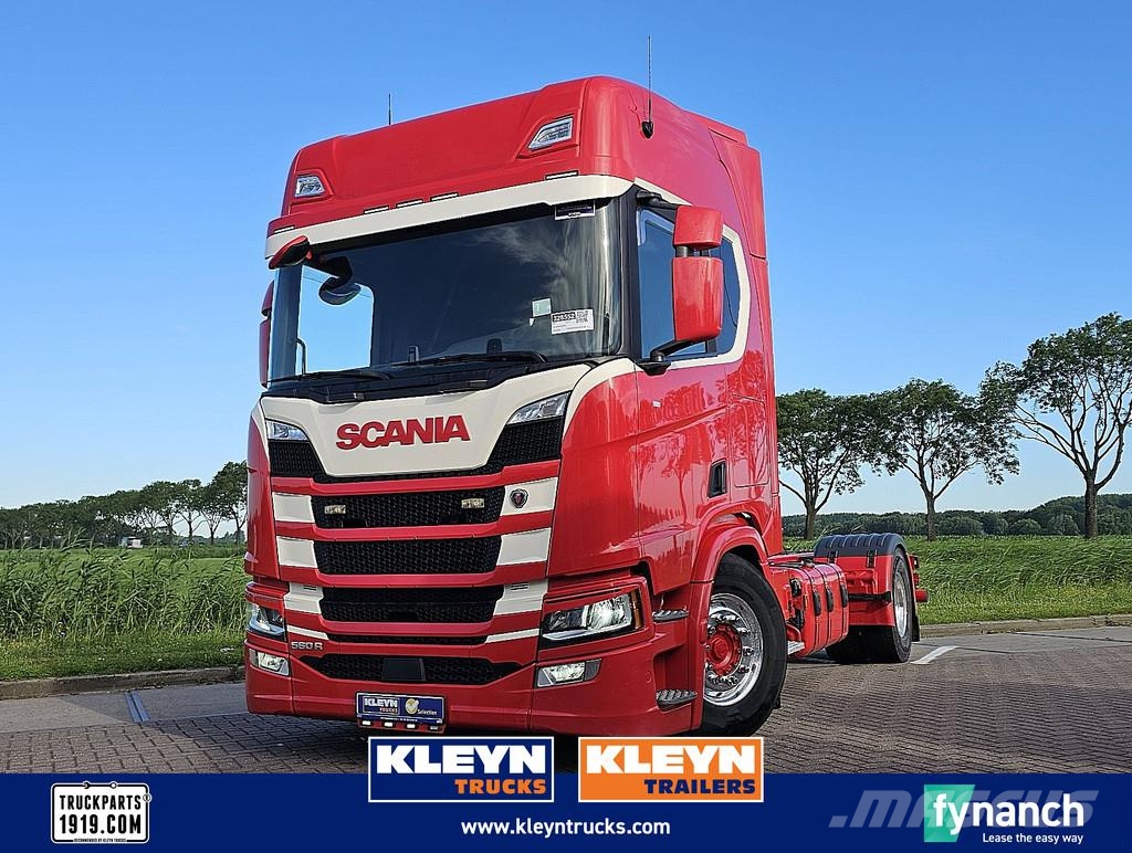 Scania R560 4X2 PTO WB 455 Camiones con chasís y cabina