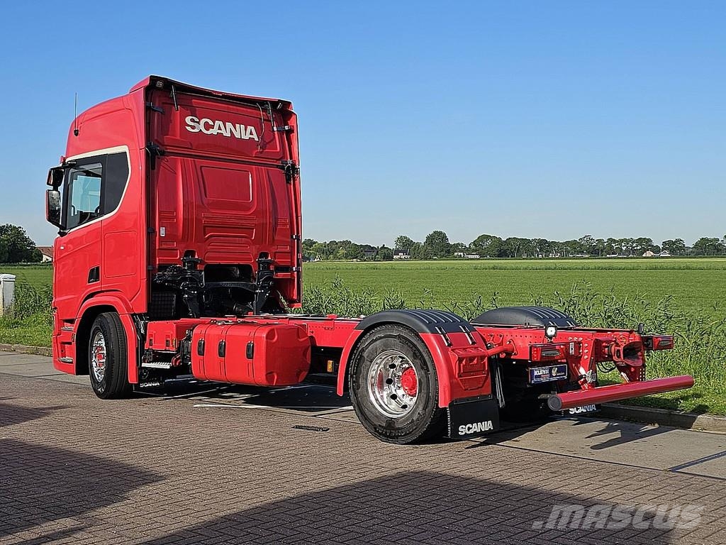 Scania R560 4X2 PTO WB 455 Camiones con chasís y cabina