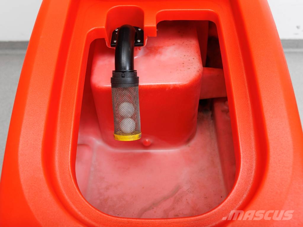 Hako Scrubmaster B70 CL TB650 - NEW BATTERIES Scrubber dryers