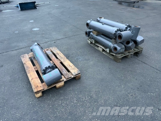 Mecalac NEW HYDRAULIC CYLINDER  200 MM Componenti idrauliche