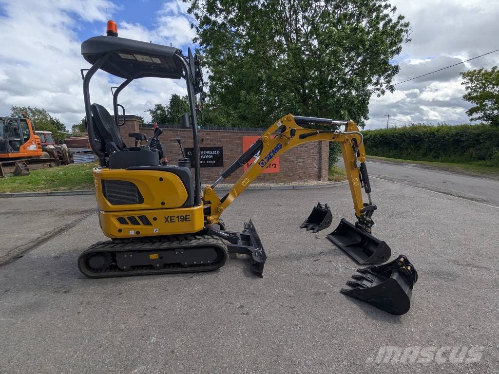XCMG XE 19 E ミニ油圧ショベル 7t以下(ミニユンボ・ミニディガー)