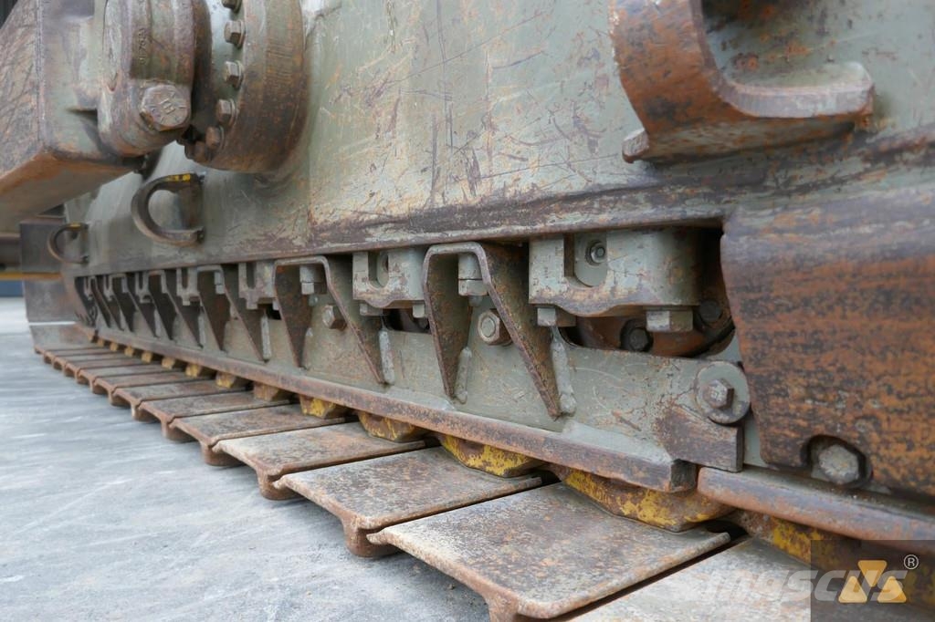 CAT D7H II Ex-army Bulldozer på larvebånd