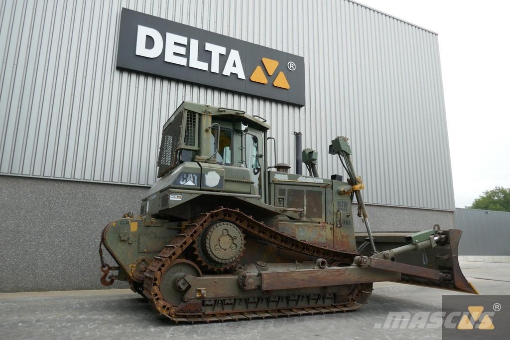 CAT D7H II Ex-army Bulldozer på larvebånd