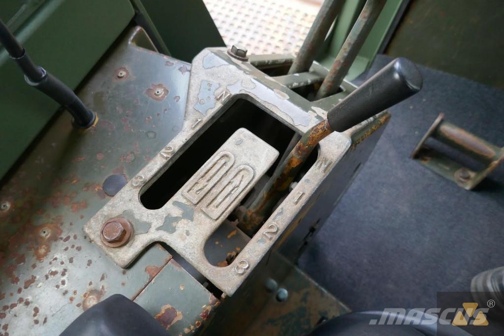 CAT D7H II Ex-army Bulldozer på larvebånd