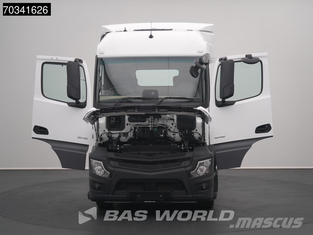 Mercedes-Benz Actros 1842 4X2 RHD! NEW StreamSpace ACC Navi Trekkvogner