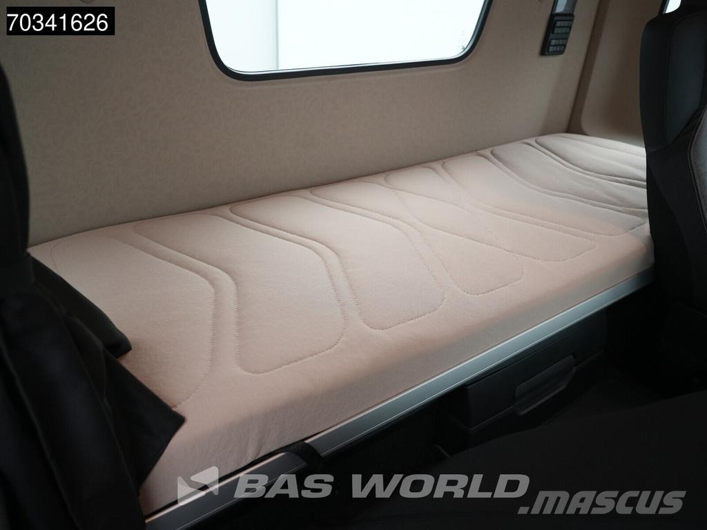 Mercedes-Benz Actros 1842 4X2 RHD! NEW StreamSpace ACC Navi Trekkvogner