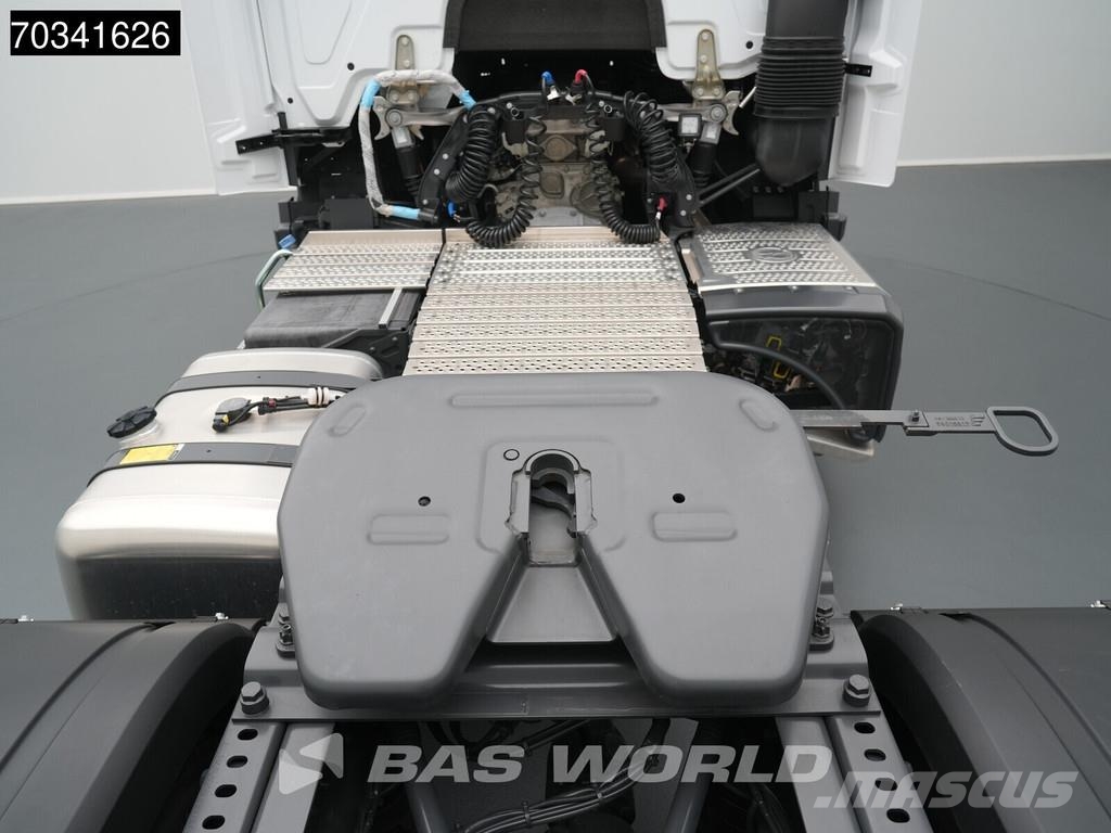 Mercedes-Benz Actros 1842 4X2 RHD! NEW StreamSpace ACC Navi Autotractoare