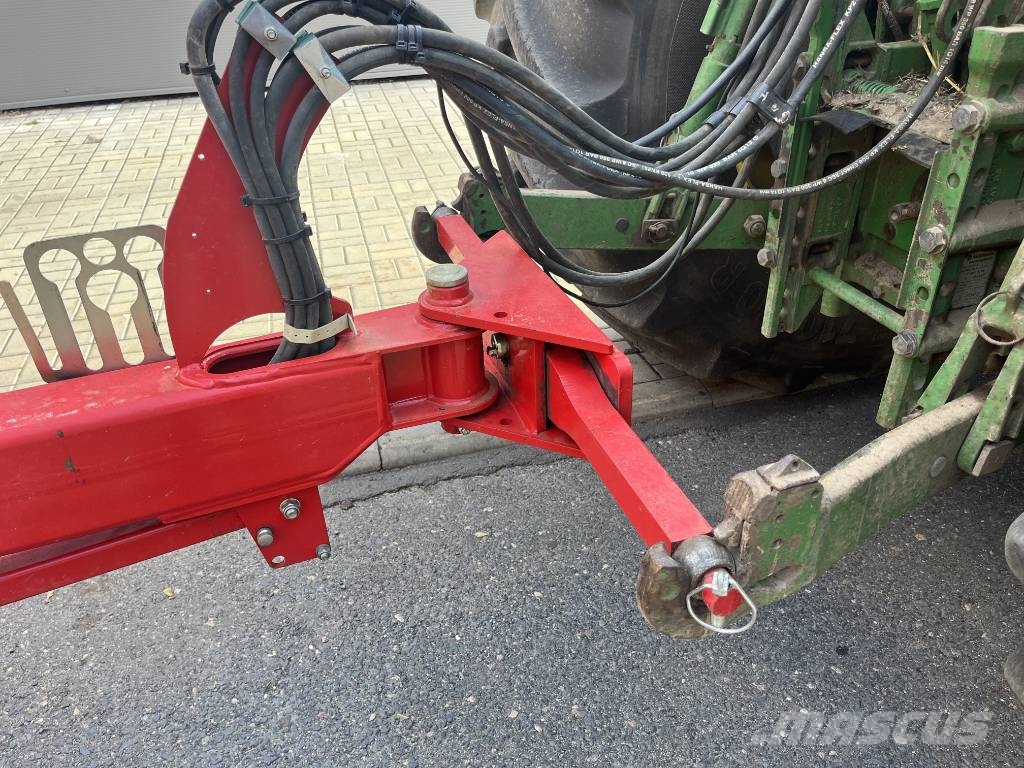 Horsch Pronto 6 DC مثاقيب مدمجة