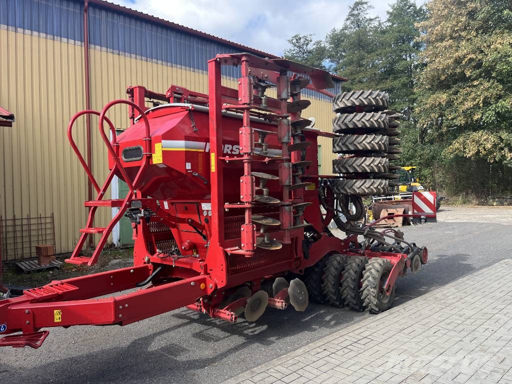 Horsch Pronto 6 DC مثاقيب مدمجة
