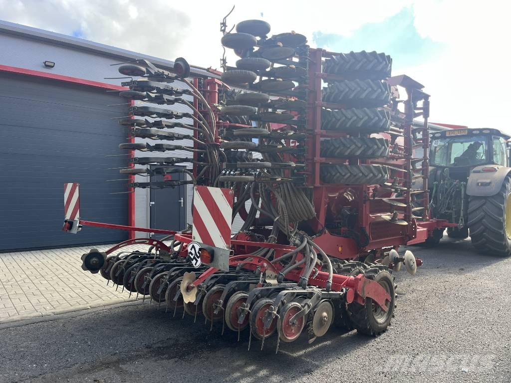Horsch Pronto 6 DC مثاقيب مدمجة