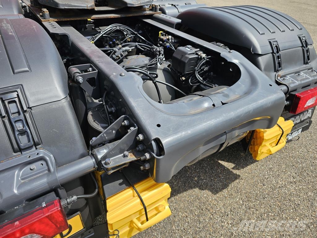 Scania S580 V8 / 6x2/4 / MEGA / LOWDECK / 103 cm شاحنات ذات هيكل صندوقي