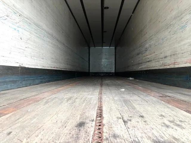 Pacton / JUMBO 3-AXLE CLOSED BOX WITH FULL STEEL CHASSIS Gesloten opleggers