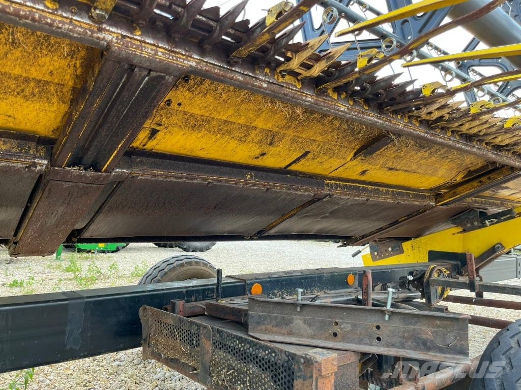 New Holland CX 860 Mähdrescher