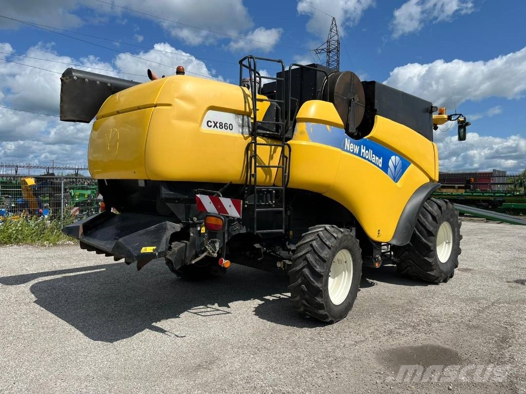 New Holland CX 860 Mähdrescher