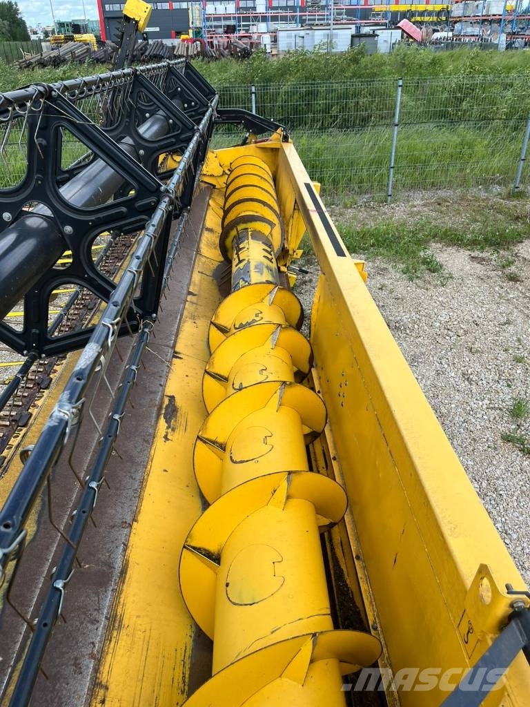 New Holland CX 860 Mähdrescher