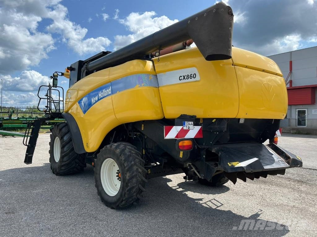 New Holland CX 860 Mähdrescher
