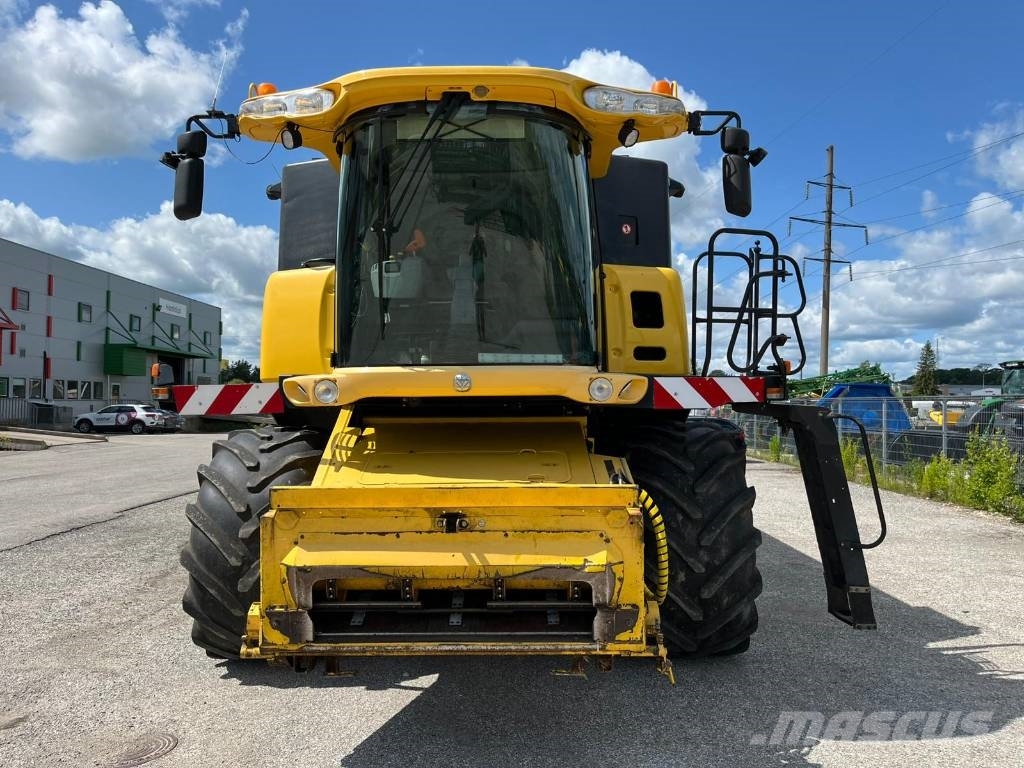 New Holland CX 860 Mähdrescher