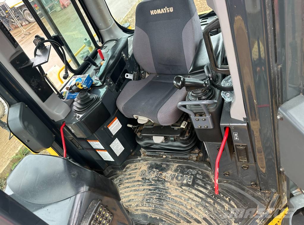 Komatsu D 65 PX-18 Vikšriniai buldozeriai