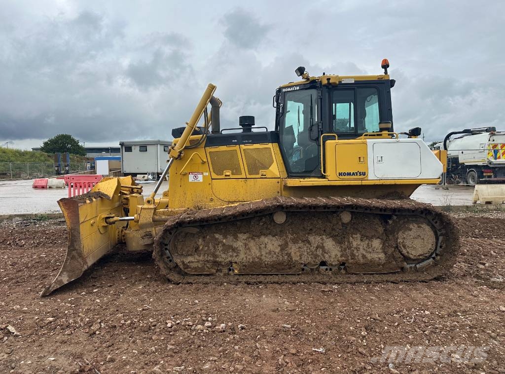 Komatsu D 65 PX-18 Vikšriniai buldozeriai