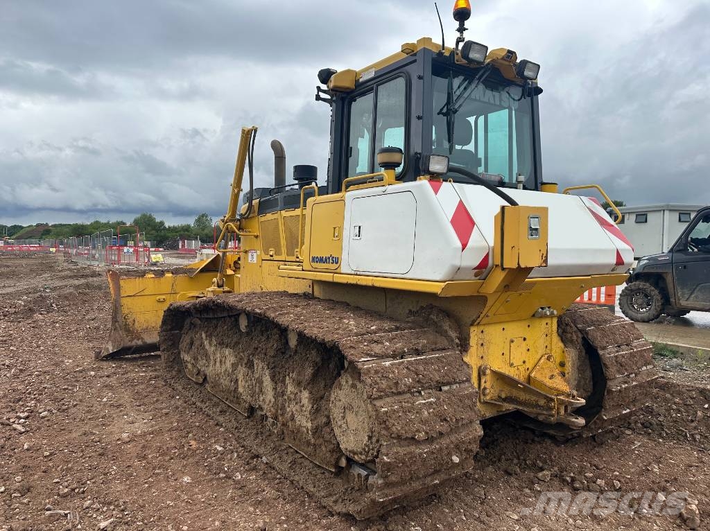 Komatsu D 65 PX-18 Vikšriniai buldozeriai