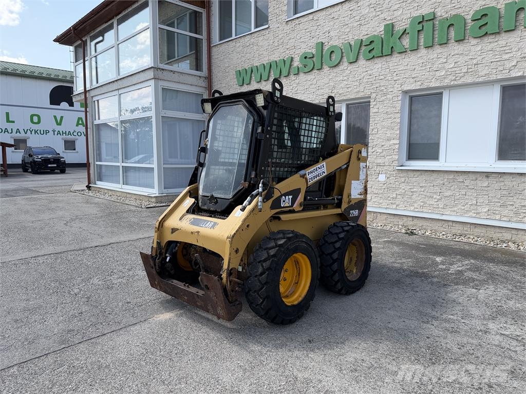 CAT Iný model VIN 001 Voorladers en gravers