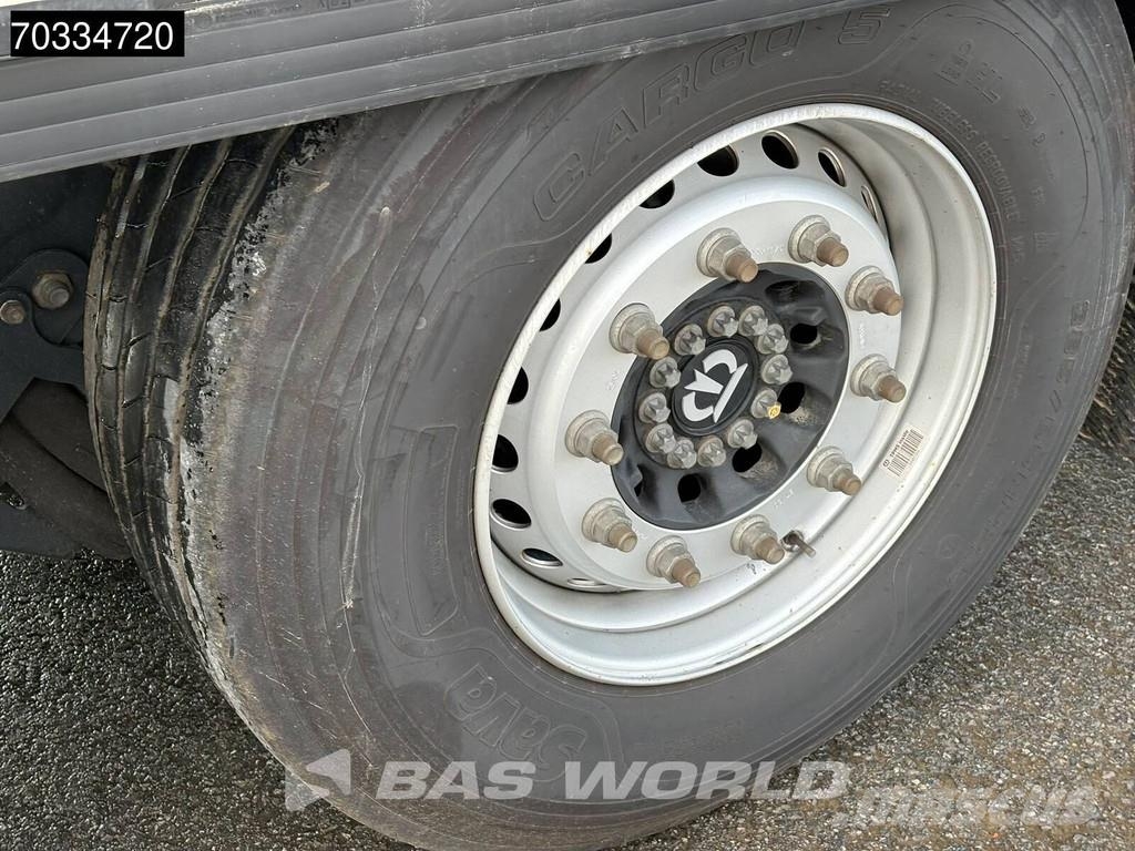 Krone SD 3 axles 2xLiftachse Palettenkasten Semirremolques con caja de lona
