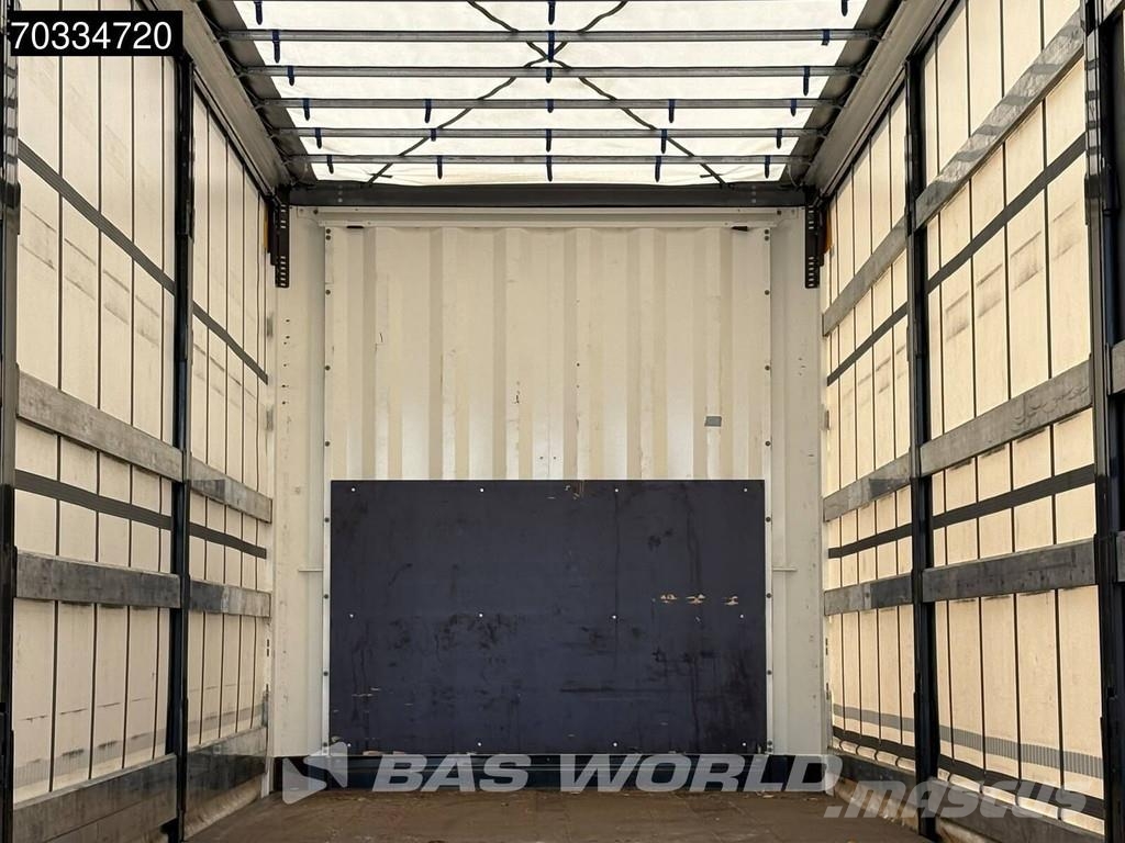 Krone SD 3 axles 2xLiftachse Palettenkasten Semirremolques con caja de lona
