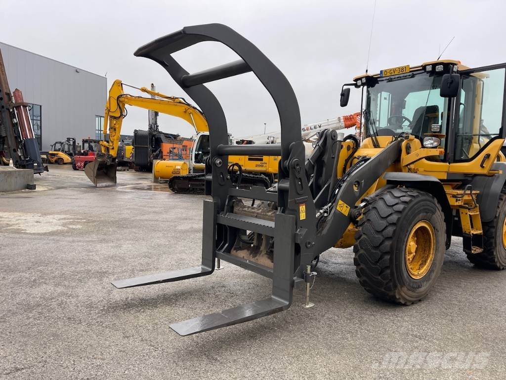 Volvo Houtklem / Wood Clamp Volvo / Lundberg connection Haaratsid (greiferid)