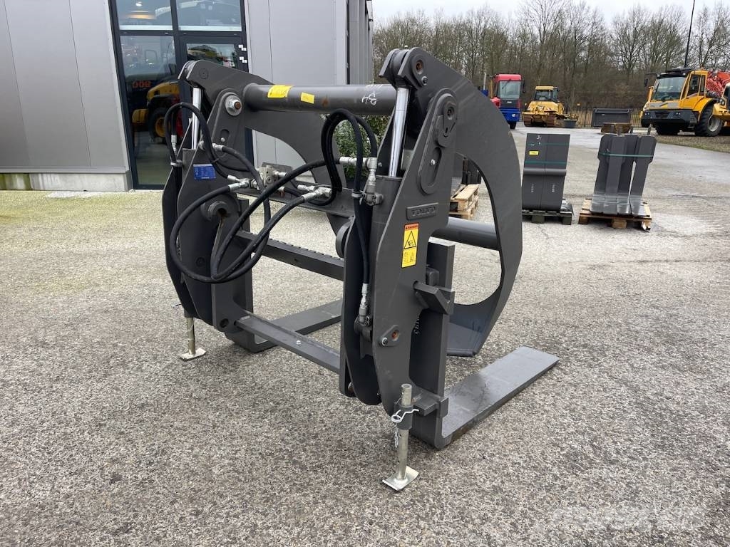 Volvo Houtklem / Wood Clamp Volvo / Lundberg connection Haaratsid (greiferid)
