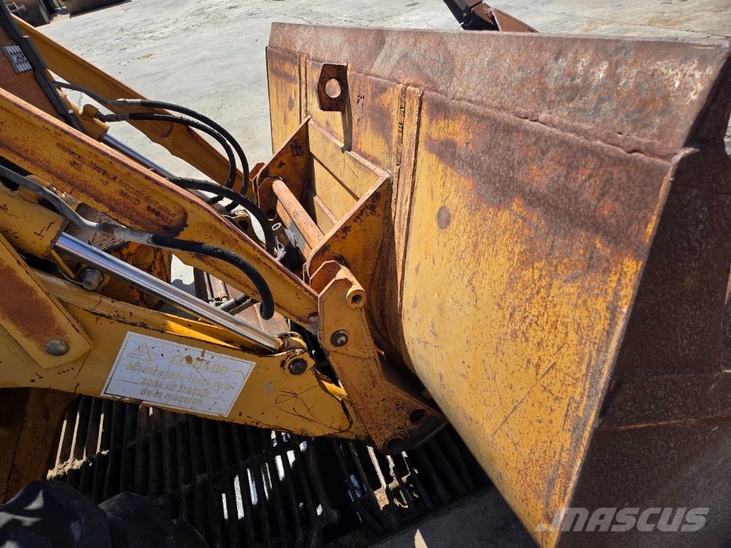 CASE 580 SK Backhoe