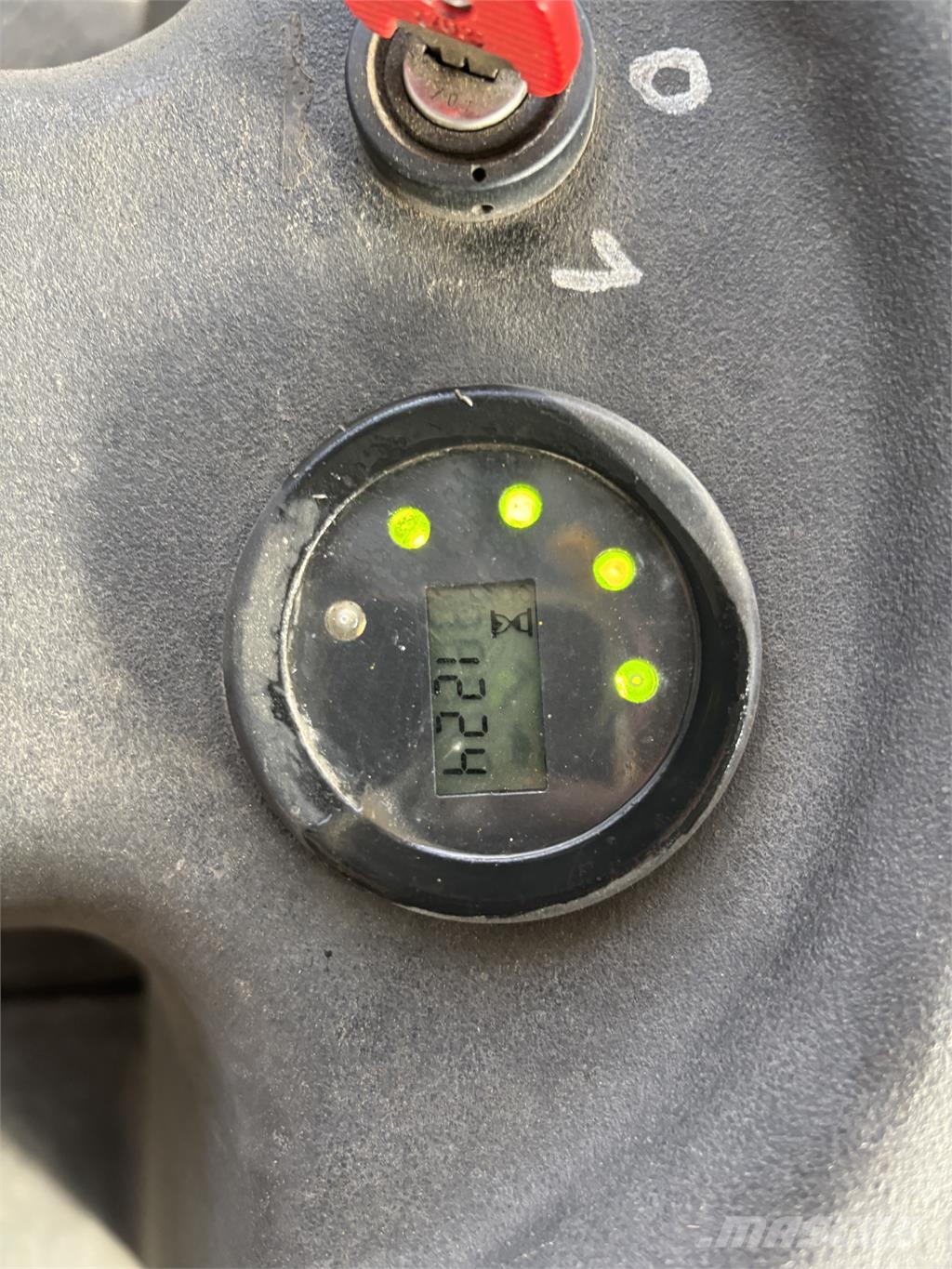 OM TL 18 Ročni električni viličar